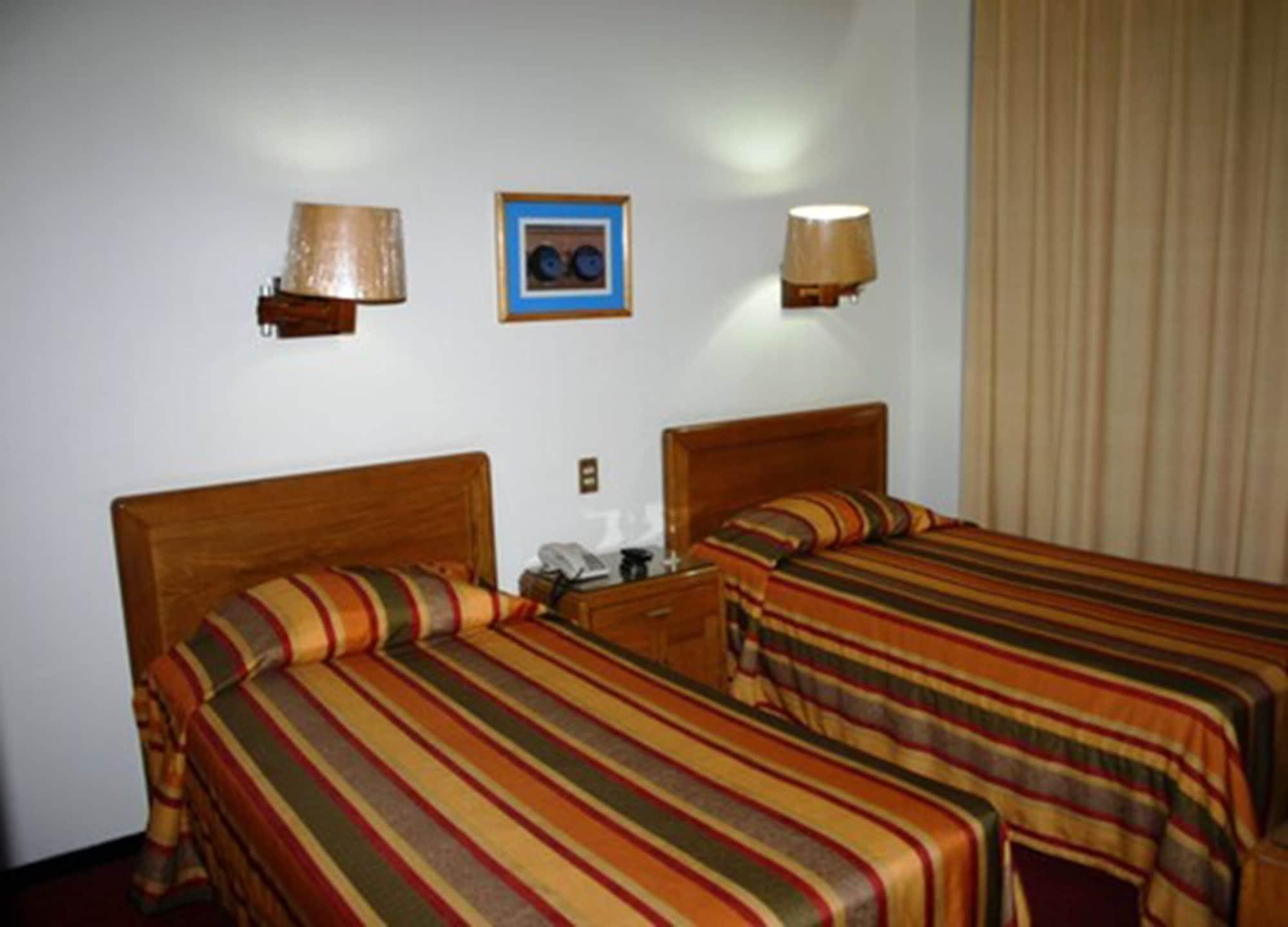 Hotel Calvete Torreón Eksteriør bilde